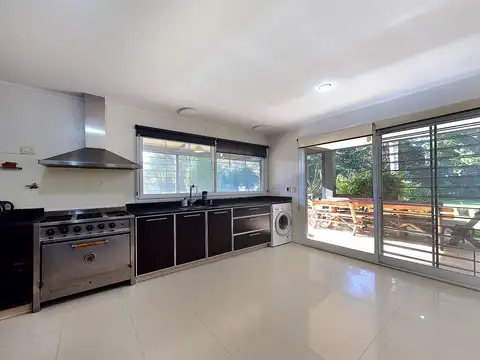 Casa en Venta en Francisco Alvarez, USD 173.000