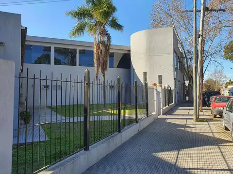 Edificio Comercial en Centro de Maschwitz - Av. Villanueva