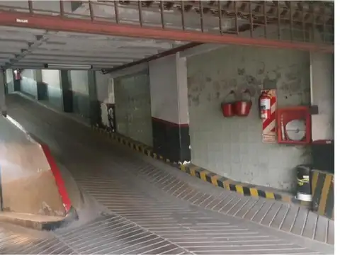 Cochera en Centro Tribunales - 14 m2 - Bme Mitre 1200 -