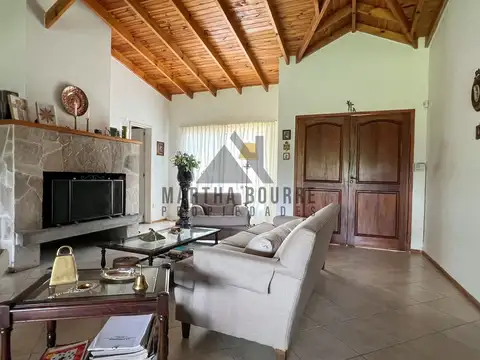 Casa en Venta con 1 cochera