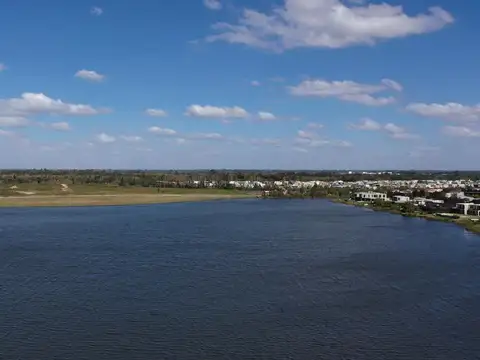 PUERTOS DEL LAGO 1625