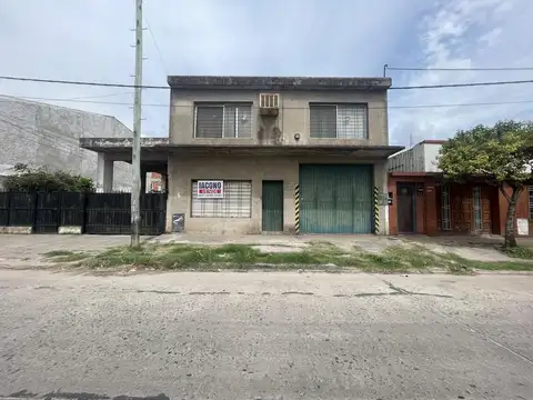 Galpón en venta de 211m2 ubicado en Quilmes