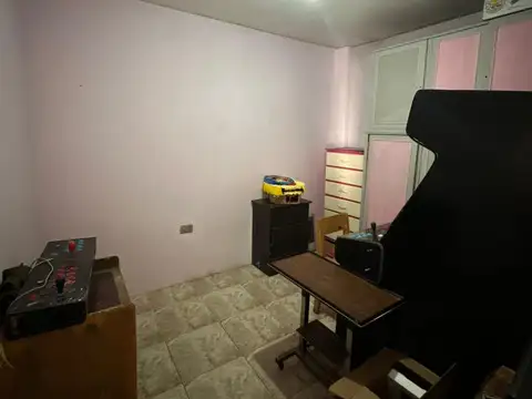 Depto Tipo Casa en Venta en Lomas de Zamora, USD 160.000