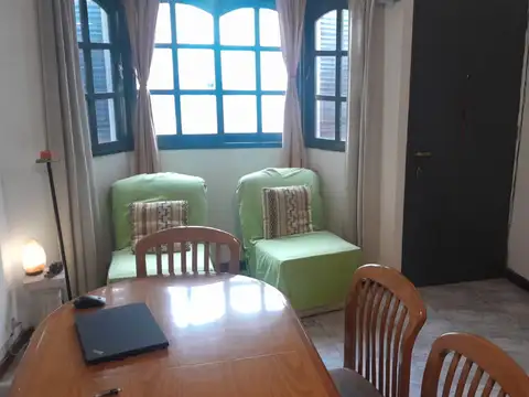 Depto Tipo Casa en Venta 40 años