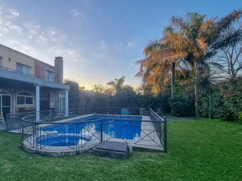 Casa en Venta de 5 dormitorios