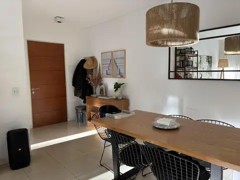 Departamento 3 ambientes con 2 baños