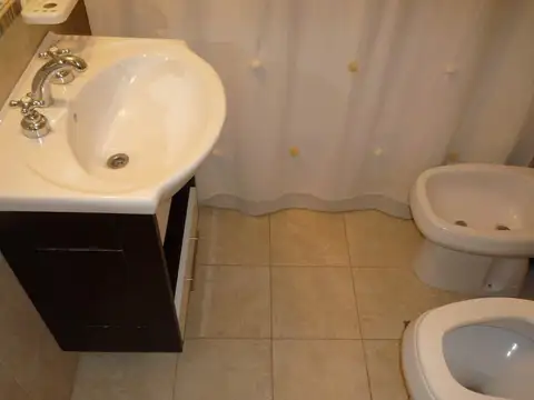 Departamento en Alquiler Temporal con 1 cocheras