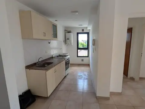 Departamento en Alquiler en Campana, $ 630.000