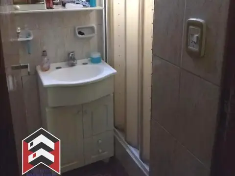 Casa MULTIFAMILIAR c/ Cochera - OPORTUNIDAD -