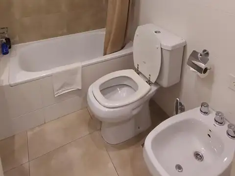 Departamento en Alquiler con 1 cochera