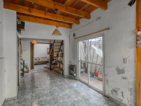 Casa 3 ambientes con 2 baños