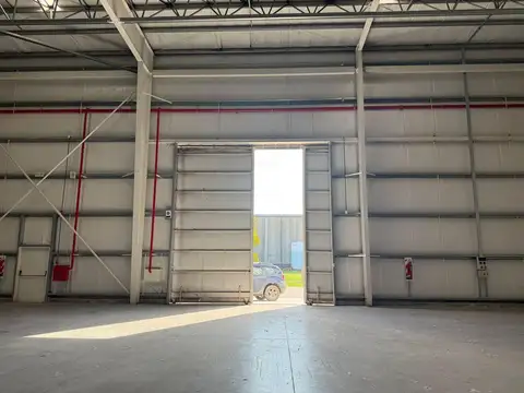 Galpon en Alquiler 115  mts Fondo