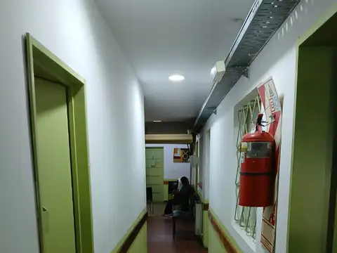 Excelente propiedad en el centro de Escobar con 8 consultorios