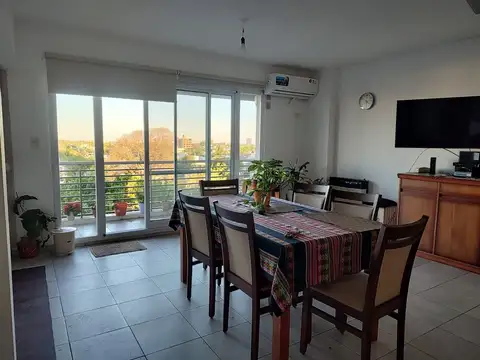 SE VENDE DPTO 1 DORMITORIO. ZONA PARQUE FEDERAL