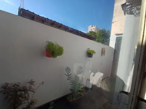 Depto Tipo Casa en Venta de 2 dormitorios