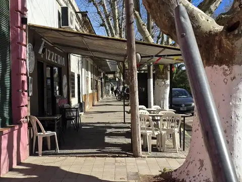 Oportunidad de inversion en zona comercial de Marcos Paz