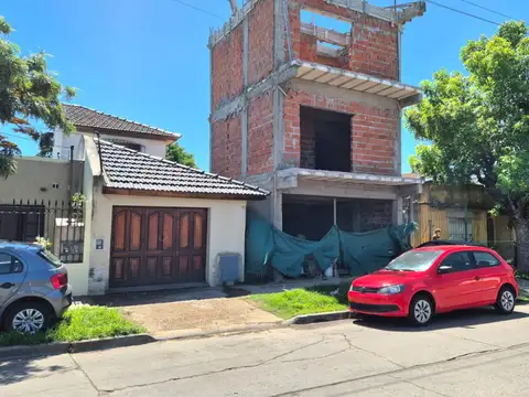 Leandro N. Alem 2700