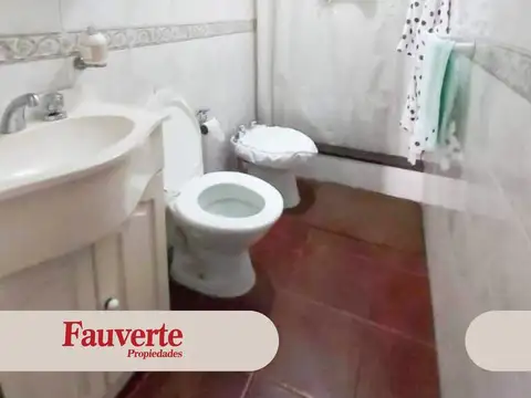 Depto Tipo Casa en Venta en Ramos Mejia, USD 75.000