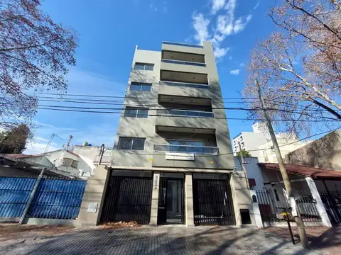 HERMOSO DEPARTAMENTO AL FRENTE A ESTRENAR
