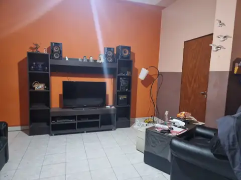 Casa 3 ambientes - VENTA