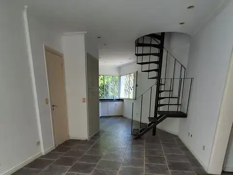 Depto Tipo Casa en Venta 65 años