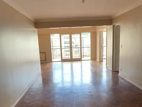 Departamento 4 ambientes con 3 baños