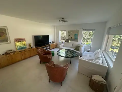 Casa en Alquiler Temporal con 1 cochera