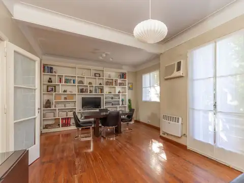 Avenida Salvador María del Carril 3500