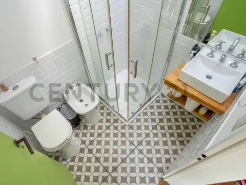 VENTA PH 4 AMBIENTES RECICLADO C/JARDIN, PILETA CLIMATIZADA, PATIO, BALCONES, TERRAZA PROPIA Y S/EXP