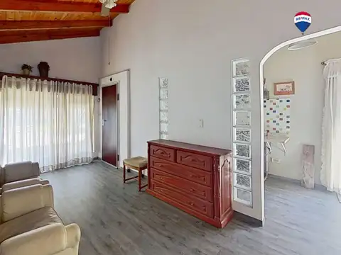 Depto Tipo Casa en Venta de 4 ambientes