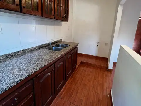 Depto Tipo Casa en Alquiler 20 años