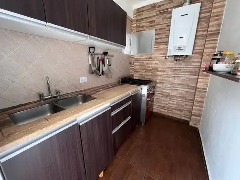 Depto Tipo Casa en Venta 40 años