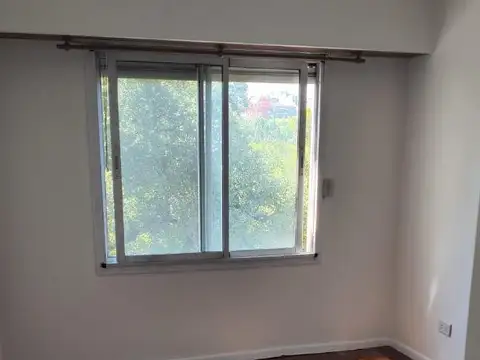 Neuquen 1700, Piso 5