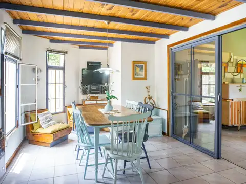 Casa en Venta con 1 cochera