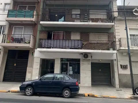 Depto. Alquiler 2 Amb c patio Caballito bajas expensas