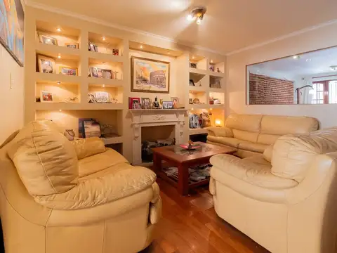 Casa 6 ambientes con 3 baños