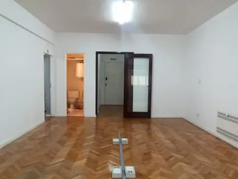 Oficina en Alquiler al Oeste