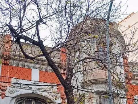 Avenida Rivadavia 8692