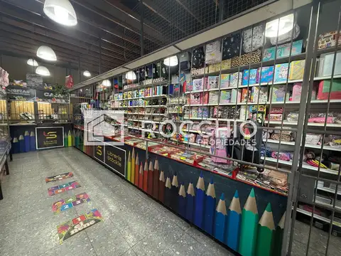 Av Juan Manuel De Rosas  al 2900