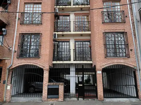 Venta Cochera Fija en Vicente Lopez