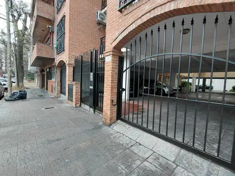 Venta Cochera Fija en Vicente Lopez