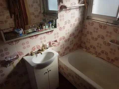 Departamento 4 ambientes con 1 baño