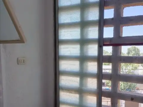 Departamento 5 ambientes con 1 baño