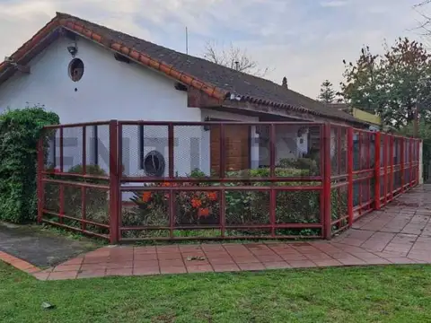 VENTA CASA, 3 AMBIENTES, SAN ANTONIO DE PADUA
