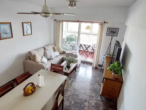 Departamento en Venta en Villa del Parque, USD 140.000