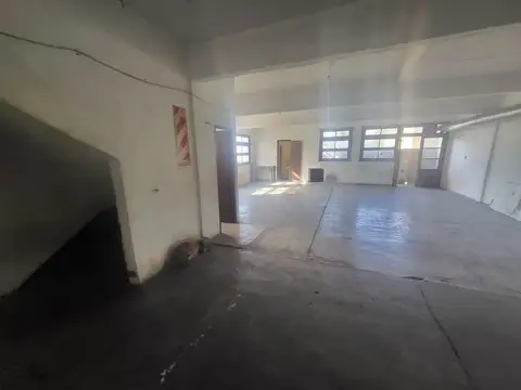 Galpon en Venta en Monte Castro, USD 140.000