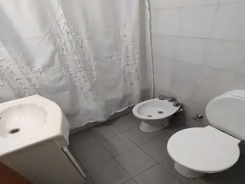 Departamento en Alquiler en Almagro, $ 900.000