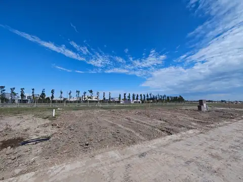 Lote en venta – Barrio La Bahía, Villanueva