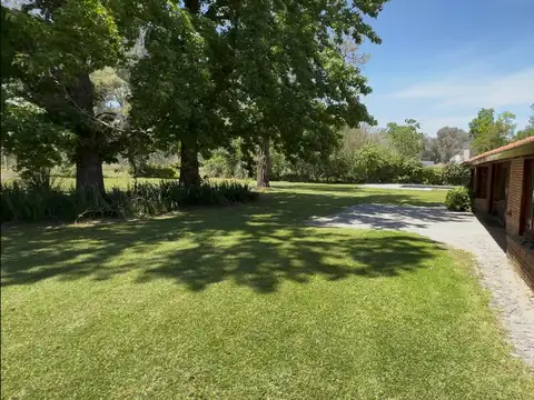 Casa en Alquiler de 4 dormitorios
