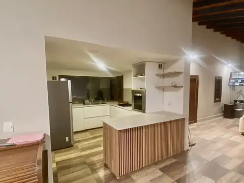 Casa en Alquiler de 1 dormitorio